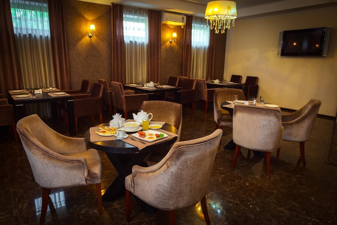 Stary Melnik Hotel Almaty Eksteriør billede