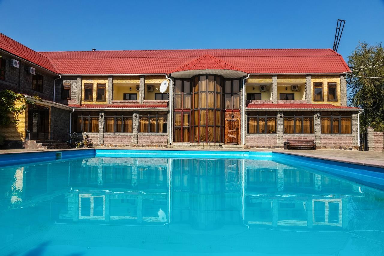 Stary Melnik Hotel Almaty Eksteriør billede