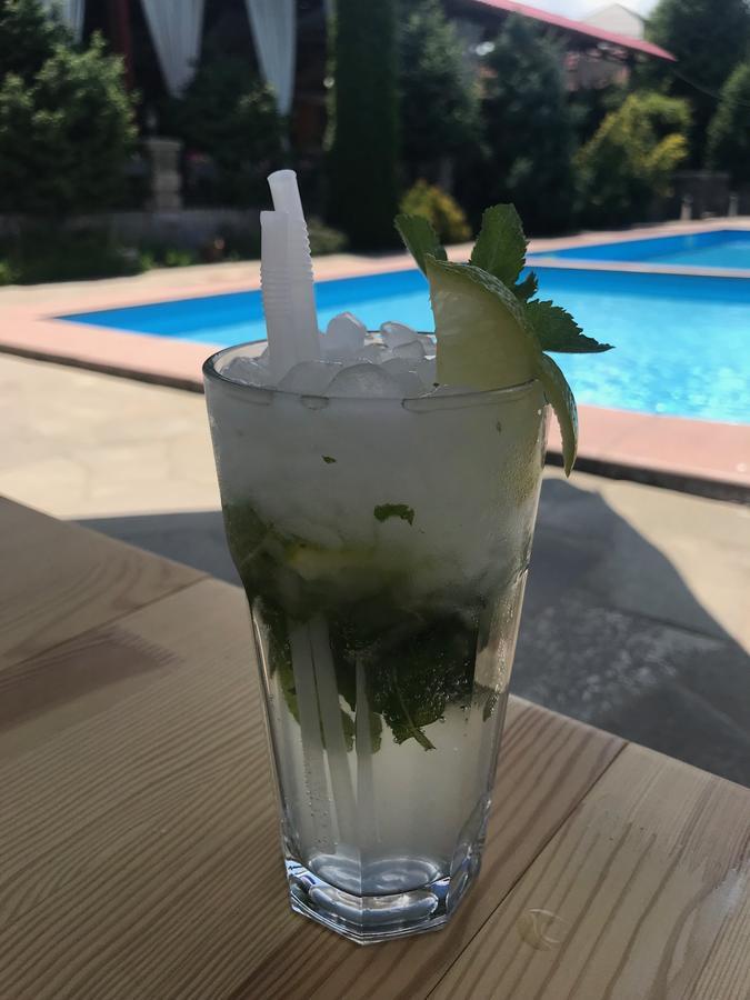 Stary Melnik Hotel Almaty Eksteriør billede